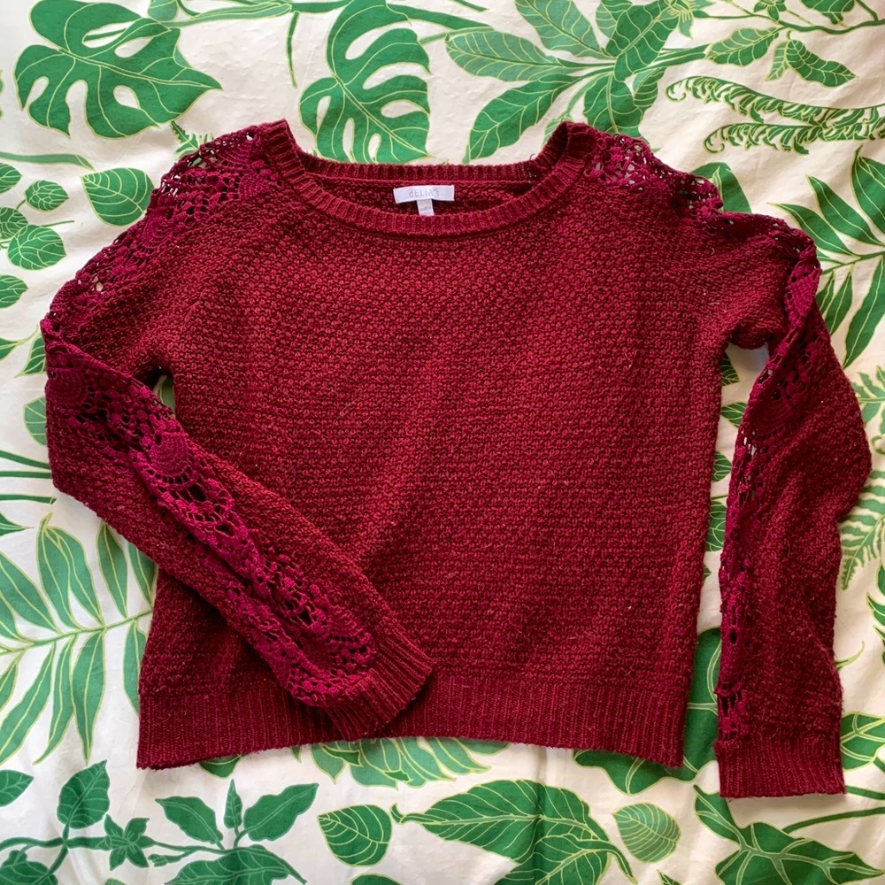 Woman’s dELia*s Lace Detailed Crop Sweater, S
